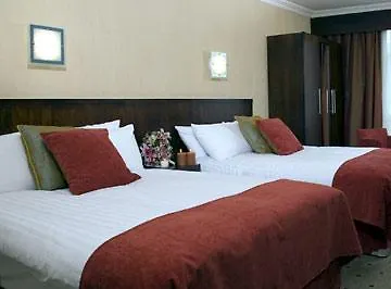 Hotel Two Mile